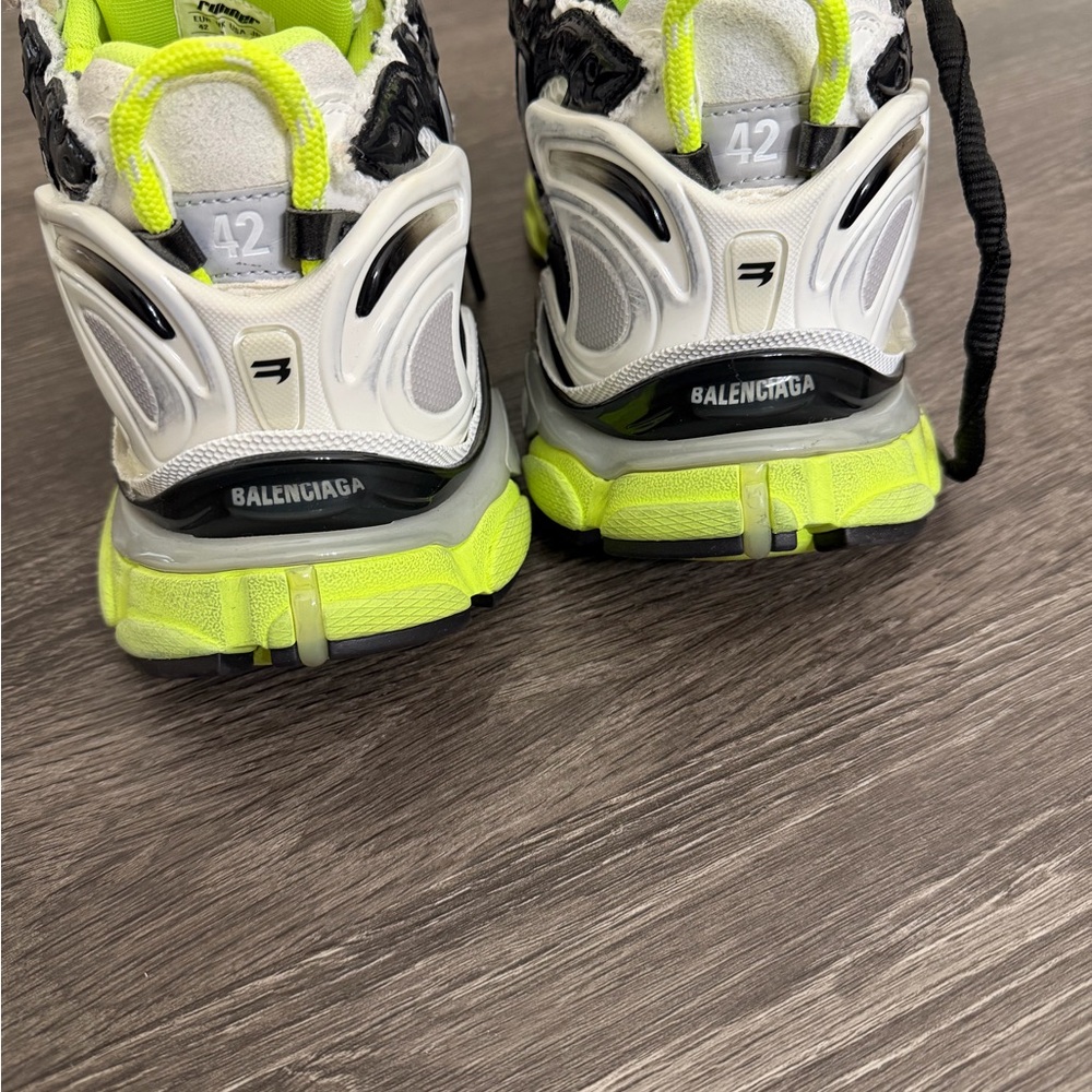 Balenciaga Sneakers in Silver and Neon Green - Picture 7 of 8